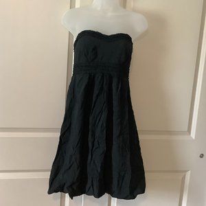 Criss Cross Strapless Black Dress Junior's Size Medium Bubble Hem and Ruffle